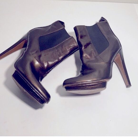 Authentic MARNI platform brown leather 5” booties .5” platform. Made in Italy. - Picture 2 of 3